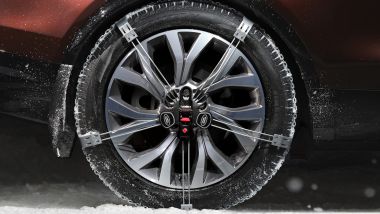 Col pacchetto Snow Days, incluse le catene da neve