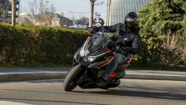 Come comprare lo scooter: il Kymco DTX360 durante la prova