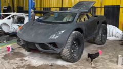 Video: come trasformare una Toyota Hilux in Lamborghini Gallardo