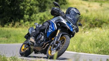 Comparativa Crossover A2: Voge Valico 525 DSX in azione su strada