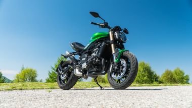 Comparativa naked medie: Benelli 752 S