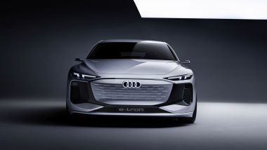 Concept Audi A6 e-tron: visuale frontale