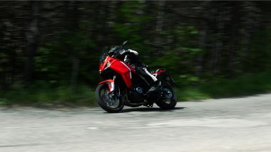 Confronto TRK 702 X e X-Cape 700, in piega con la Morini 