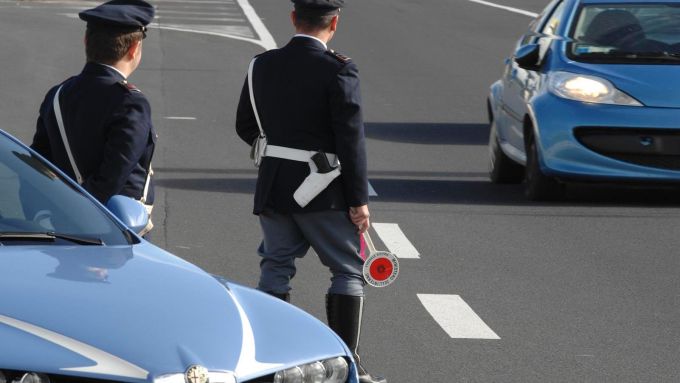 Come Si Chiama La Paletta Della Polizia