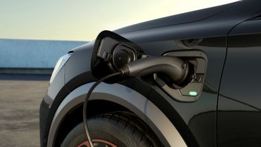 Cupra Formentor VZ e-Hybrid: la batteria promette un'autonomia di 55 km in elettrico