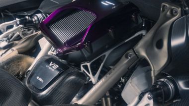 CZinger 21C Vmax: il V8 biturbo da 750 CV &egrave; supportato da due motori elettrici