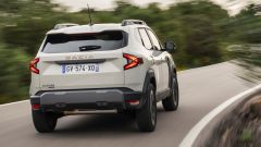 Dacia Duster 4x4 Hybrid (anche a GPL) 2025: ecco quando esce