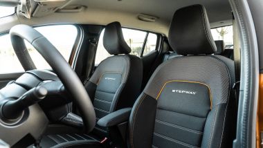 Dacia Sandero Comfort GPL: i sedili anteriori