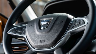 Dacia Sandero Comfort GPL: il volante multifunzione