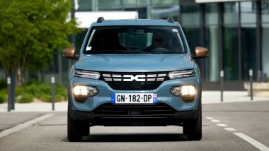 Dacia Spring Extreme 65 CV: visuale frontale