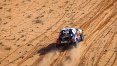 Dakar auto 2022, tappa 4: Al-Attiyah allunga, Loeb insegue