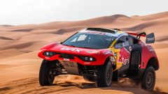 Dakar Auto, tappa 6: Loeb rimonta e vince la 48H, Sainz nuovo leader