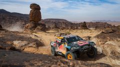 Dakar Auto 2025, tappa 5: Quintero beffa Al-Attiyah e la Dacia