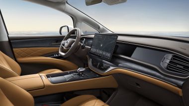 DENZA D9: la plancia