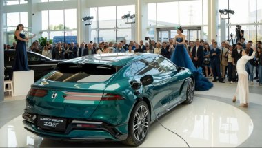 Denza: la cerimonia di inaugurazione dello showroom a Bologna