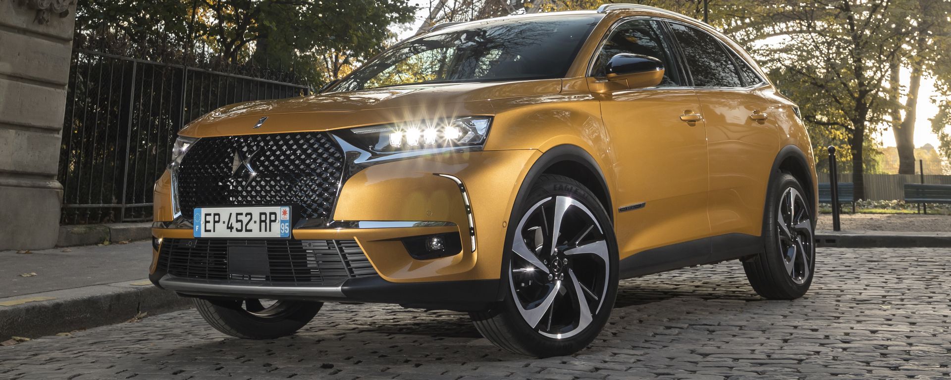 Ds7 Crossback Puretech 130 Nuovo Motore 1 2 Benzina Prezzo
