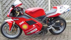 Ducati 996 in vendita: è una replica, è Honda NTV 600. Il prezzo