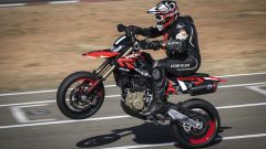 Ducati Hypermotard 698: prova video, prezzo e versioni
