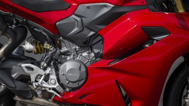 Ducati Panigale V2 2025: il motore V2 è da 890 cc