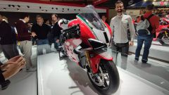 EICMA 2023: Ducati Panigale V4 SP2 30° Anniversario 916 in video