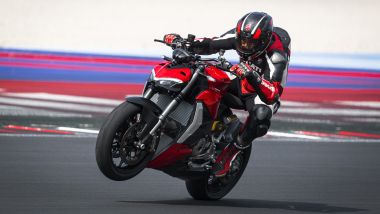 Ducati Streetfighter V2 in monoruota