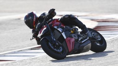 Ducati Streetfighter V2: la prova in pista