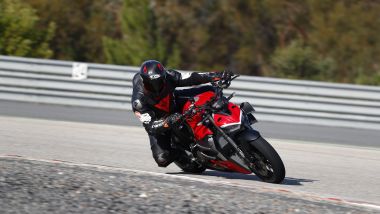 Ducati Streetfighter V2: su strada naked, in pista rivela il carattere da sportiva