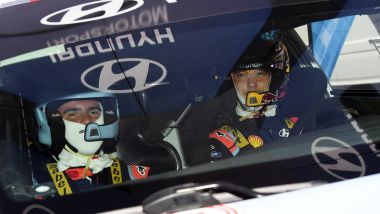 Eccitazione, tensione, stupore, e tantissime altre emozioni a bordo della WRC Plus con Thierry Neuville