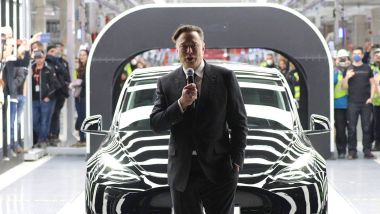 Elon Musk contro gli scioperanti in Michigan