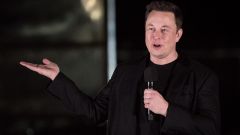 Tesla vs Amazon: Elon Musk ora è più ricco di Jeff Bezos