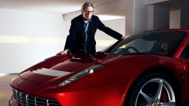 Eric Clapton con una delle sue Ferrari fatte su ordinazione