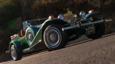 Excalibur Arnold Schwarzenegger: motore Chevrolet Small Block 5.7 V8