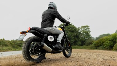 Experience BSA: la Scarmbler 650 promette divertimento anche su percorsi sterrati