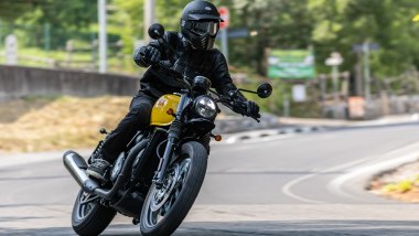 Experience BSA: look vintage e piacere di guida a meno di 7.000 euro