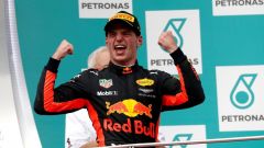 GP Malesia: Max Verstappen è il Re di Sepang, grande rimonta per Vettel e la Ferrari