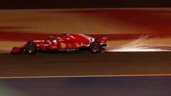 F1 Bahrain 2018: Vettel e Raikkonen dominano le qualifiche in Bahrain con la Ferrari