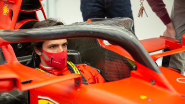 F1 2020, Carlos Sainz a Maranello per la prova sedile della Ferrari