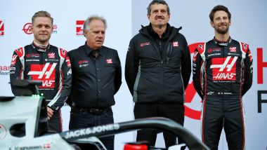 F1 2020: Kevin Magnussen e Romain Grosjean assieme a Gene Haas e Gunther Steiner