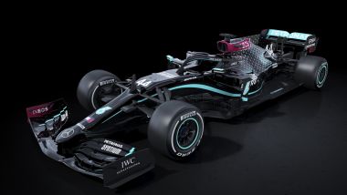 F1 2020, la nuova livrea total black della Mercedes W11