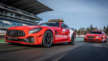 F1 2021: la Safety Car e la Medical Car Mercedes nella nuova livrea rossa