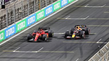 F1 2022, GP Arabia Saudita: Charles Leclerc supera Max Verstappen sfruttando il DRS