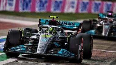 F1 2022, GP Bahrain: Lewis Hamilton e George Russell (Mercedes) in qualifica