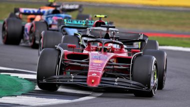 F1 2022, GP Gran Bretagna: Charles Leclerc braccato da Lewis Hamilton e Fernando Alonso