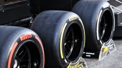 Dizionario F1 - Significato di colori e sigle delle gomme Pirelli