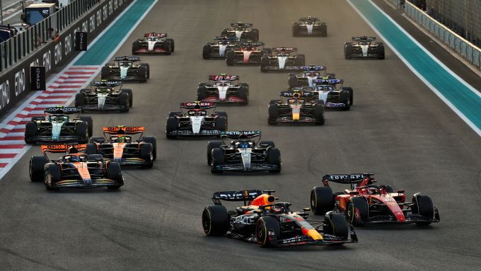 F1 2023, GP Abu Dhabi: la partenza