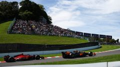 Ferrari: Leclerc teme la McLaren, Vasseur meno