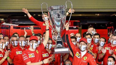 F1, GP Abu Dhabi: la finta Champions League consegnata a Sebbb