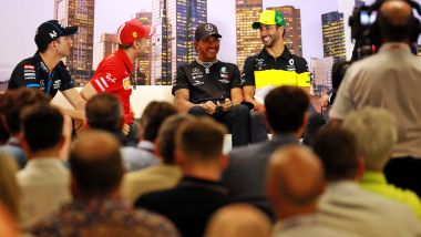 F1, GP Australia 2020: Nicholas Latifi (Williams), Sebastian Vettel (Ferrari), Lewis Hamilton (Mercedes) e Daniel Ricciardo (Ren
