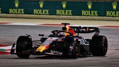 F1 GP Bahrain 2023 LIVE Gara: Verstappen domina, Leclerc ritirato