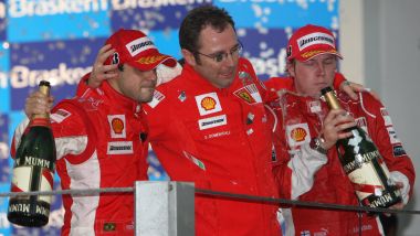 F1, GP Brasile 2008: Felipe Massa, Stefano Domenicali e Kimi Raikkonen (Ferrari)